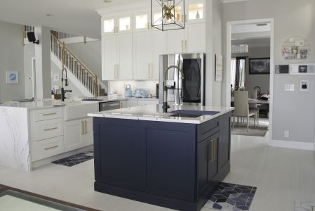 a luxurious kitchen that is newly remodeled in Boca Raton, FL