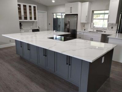 a newly remodeled kitchen in Boynton Beach